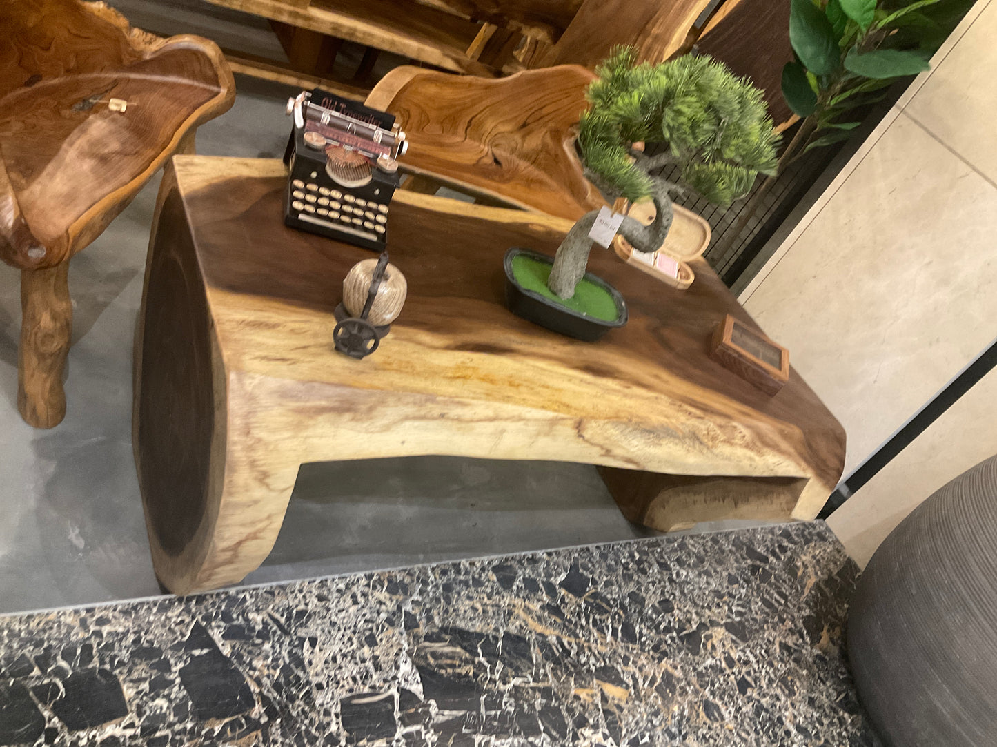 Coffee table L136 cm