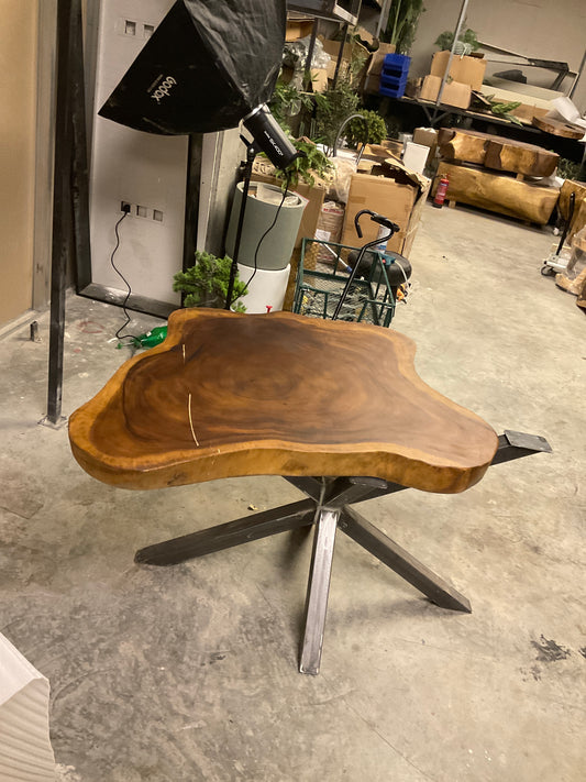 Table L107 cm