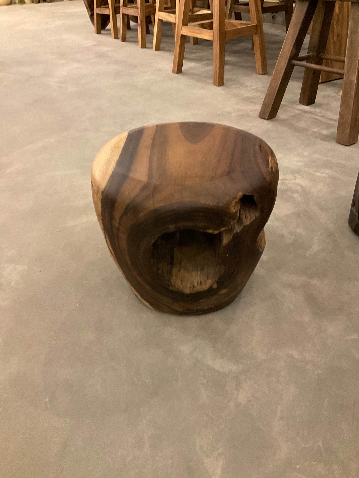 ART STOOL